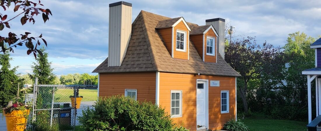 Tiny Home Zoning Laws: What to Check Before You Buy