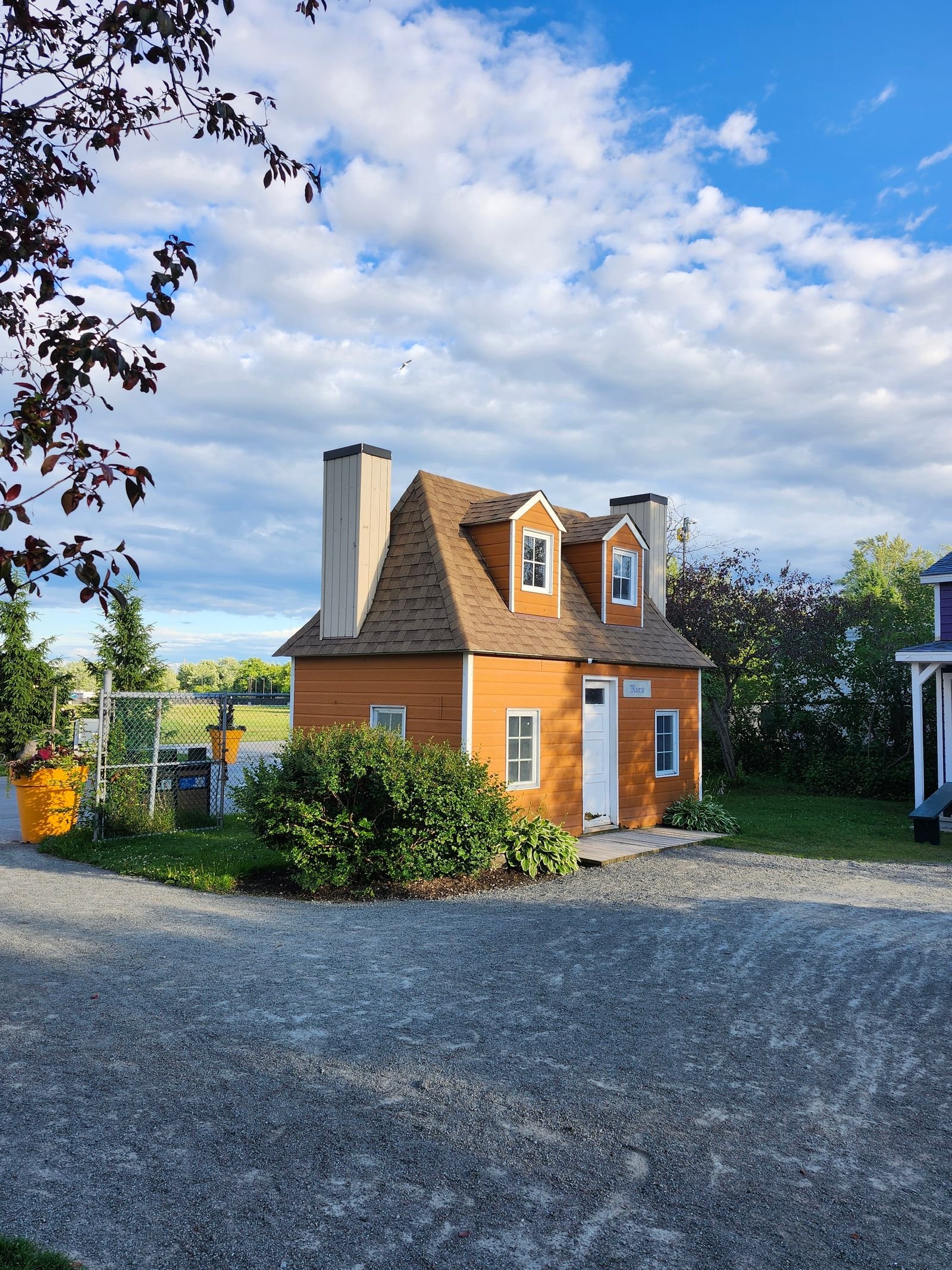 Tiny Home Zoning Laws: What to Check Before You Buy